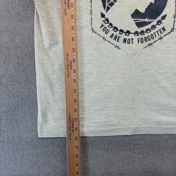 VTG POW MIA Shirt Mens Lg. White Single Stitch BEST Fruit of the Loom Hang Tag - Picture 9 of 14